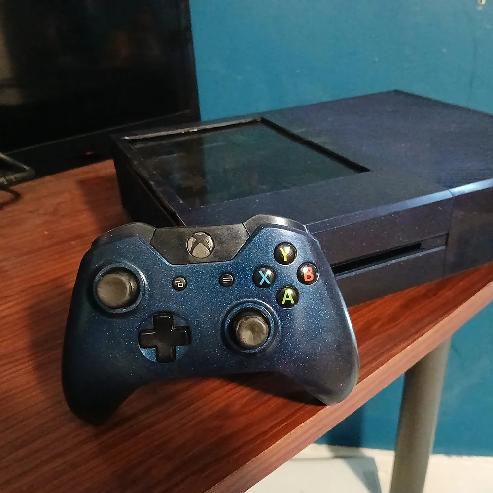 2015 sparkly Blue xbox one console